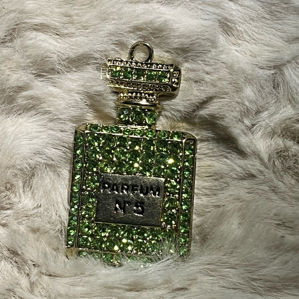 Green Crystal Perfume Bottle Pendant / keychain / bag charm